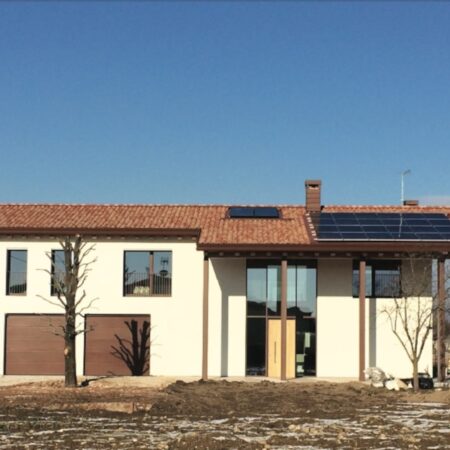 Ristrutturazione abitazione rurale. Spazi esterni. Studio di architetti in provincia di Vicenza