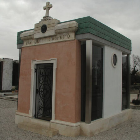 Rinnovamento cappella cimiteriale privata, esterno. Luca Rigoni architetto.